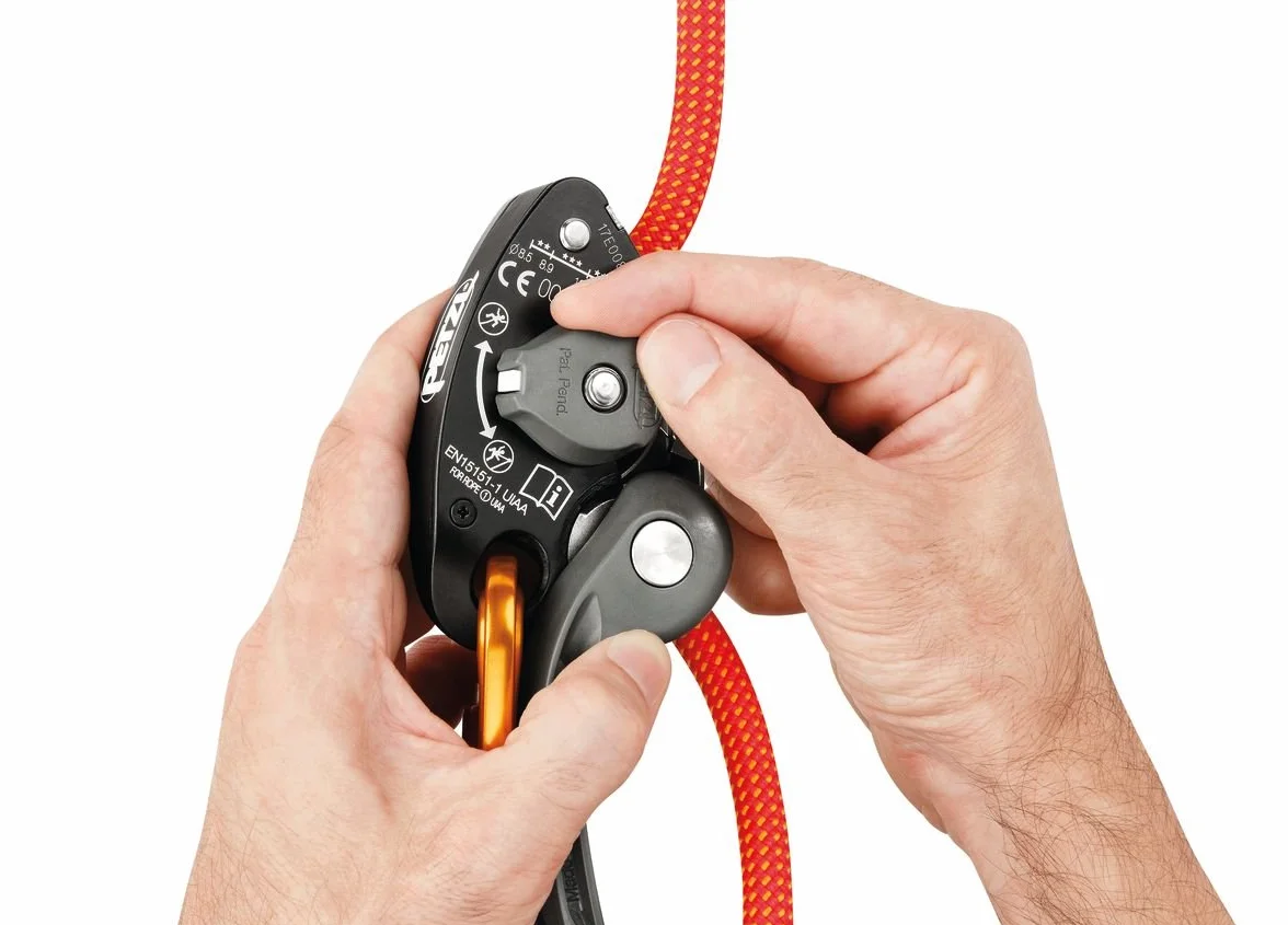 Petzl Grigri+ Aseguradora De Bloqueo Asistido Violeta