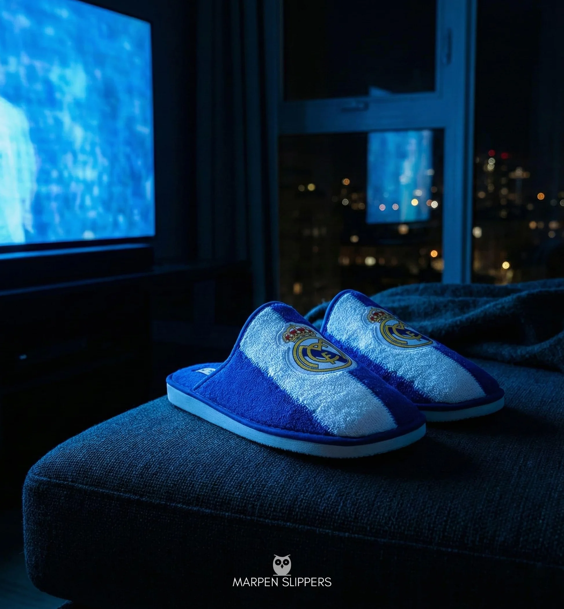MARPEN Slippers Real Madrid CF Oficiales Temporada 24/25 Hombre Mujer Ligeras Invierno Azul Blanco Talla 42
