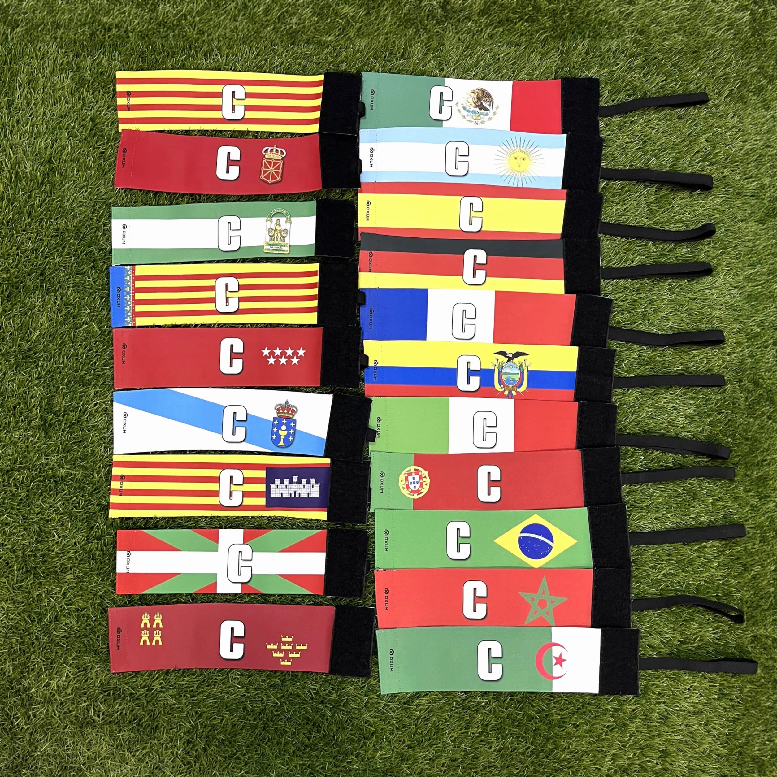 Brazalete de Capitán OXUM Sport - Brazalete de Fútbol Elástico y Ajustable para niños y Adultos