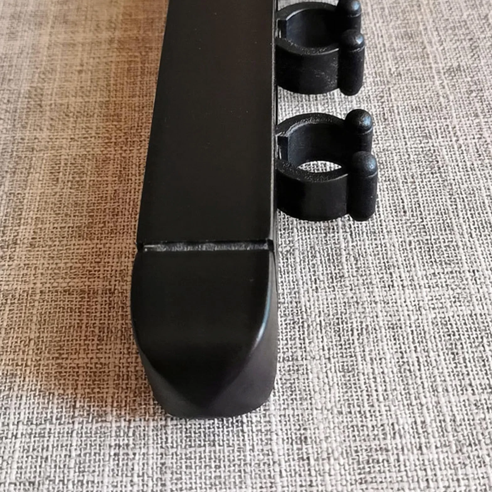 Soporte de pared para tacos de billar de madera dura con 4 clips