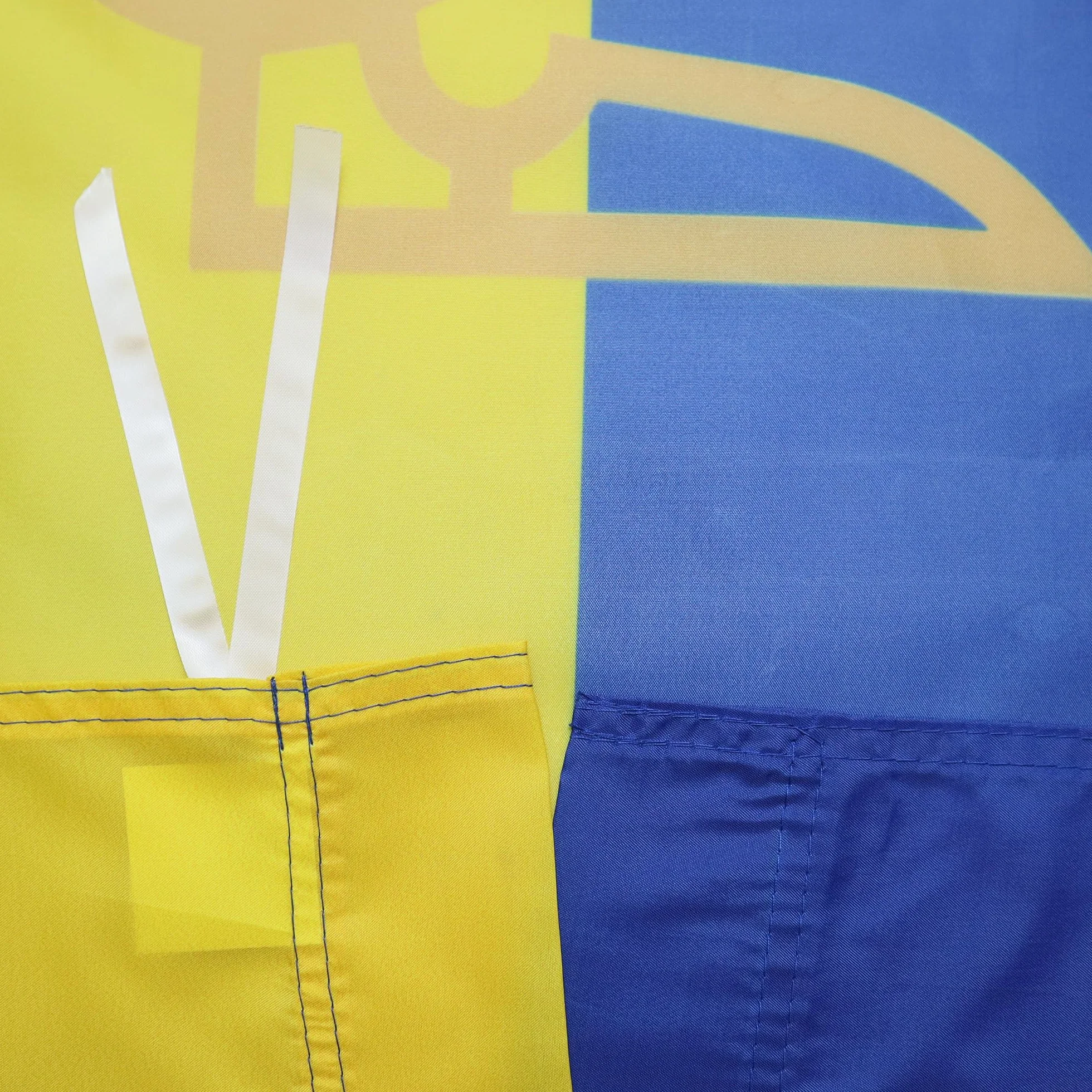 Bandera de Ucrania con Armas 90x60cm AZ FLAG