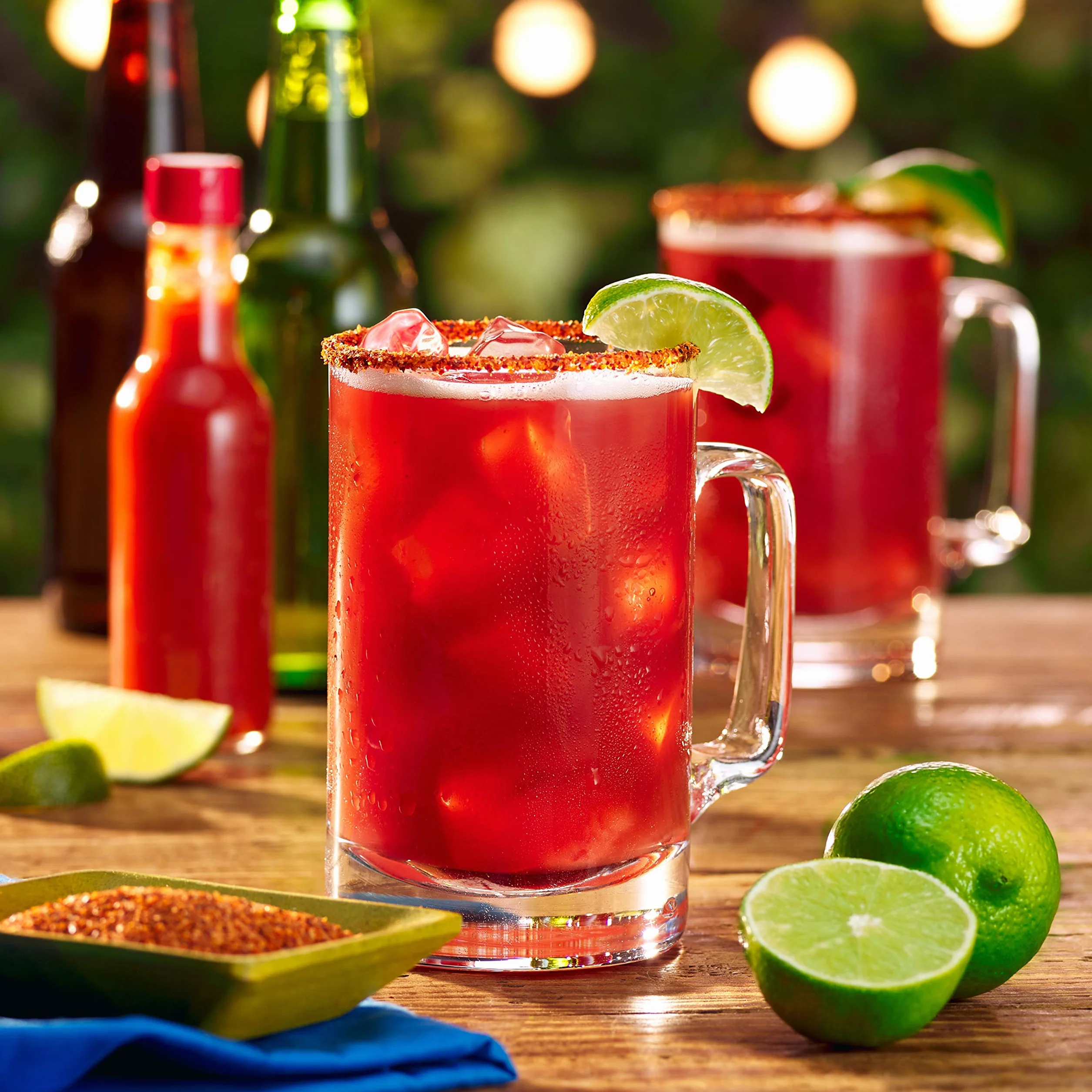 Clamato Jugo de Tomate Mezcla para Cócteles Micheladas Bebida Mexicana Pack de 8 botellas de 1,89 litros