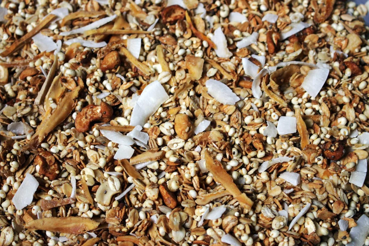 Granola de Mango, Coco y Anacardos (Pack: 3 x 300gr) Peso Total: 900gr