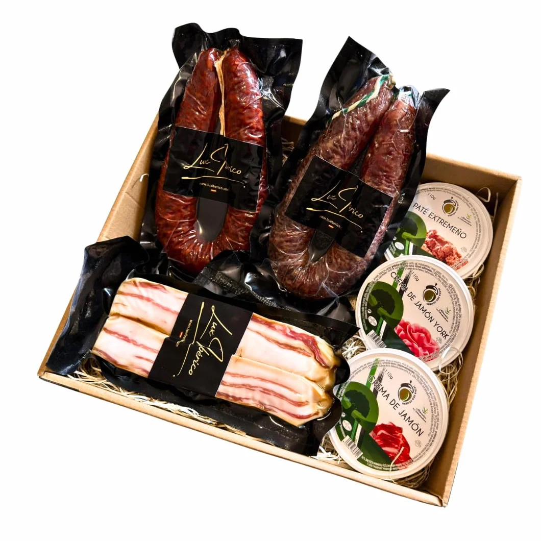 Lux Ibérico Lote Platon - Patés Extremeños, Panceta y Embutido | Chorizo y salchichón ibérico, panceta curada y tres patés extremeños para untar. Aperitivo completo listo para regalar.