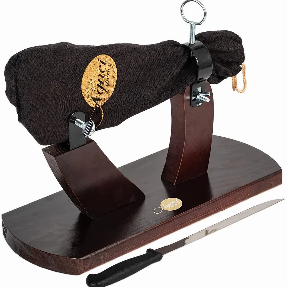 Agnei Ibérico - Pierna Curada de Cordero - Envasada al Vacío - Estuche Regalo con Jamonero y Cuchillo (1 kg Aprox)