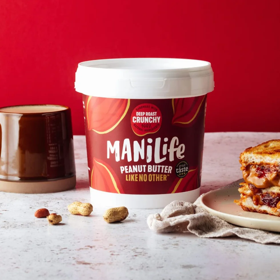 ManiLife Crema de Cacahuete Tostado Intenso y Crujiente 900g | Alta en Proteína, Sin Aceite de Palma ni Azúcares Añadidos | Hecho con Cacahuetes Argentinos de Origen Único (Embalaje Puede Variar)