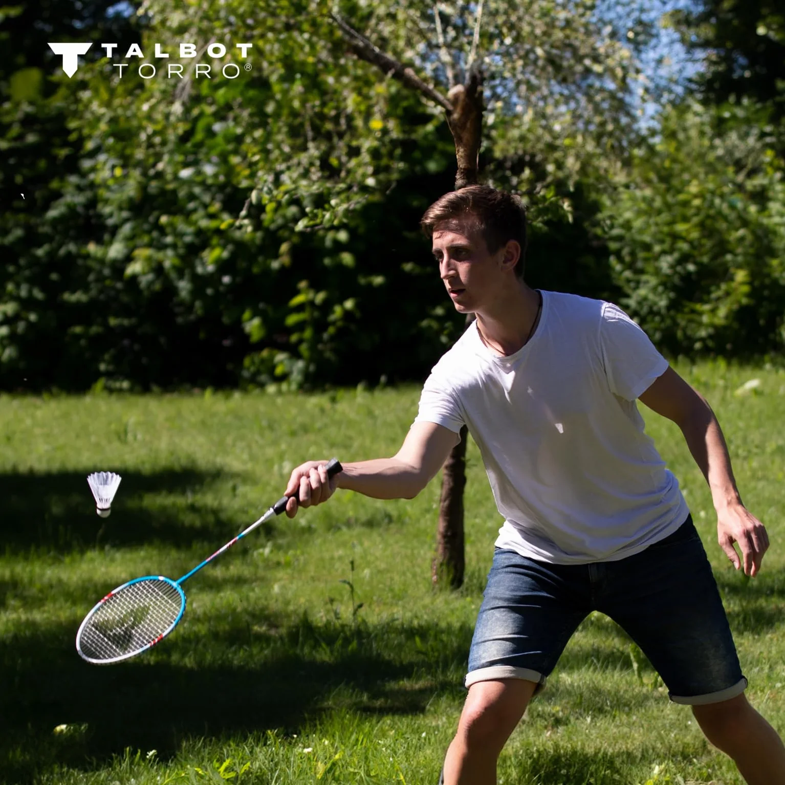 Talbot Torro Badminton-Set 4-Fighter Komplettset mit 4 ALU-Schläger 3 Federbälle Netzgarnitur Tasche