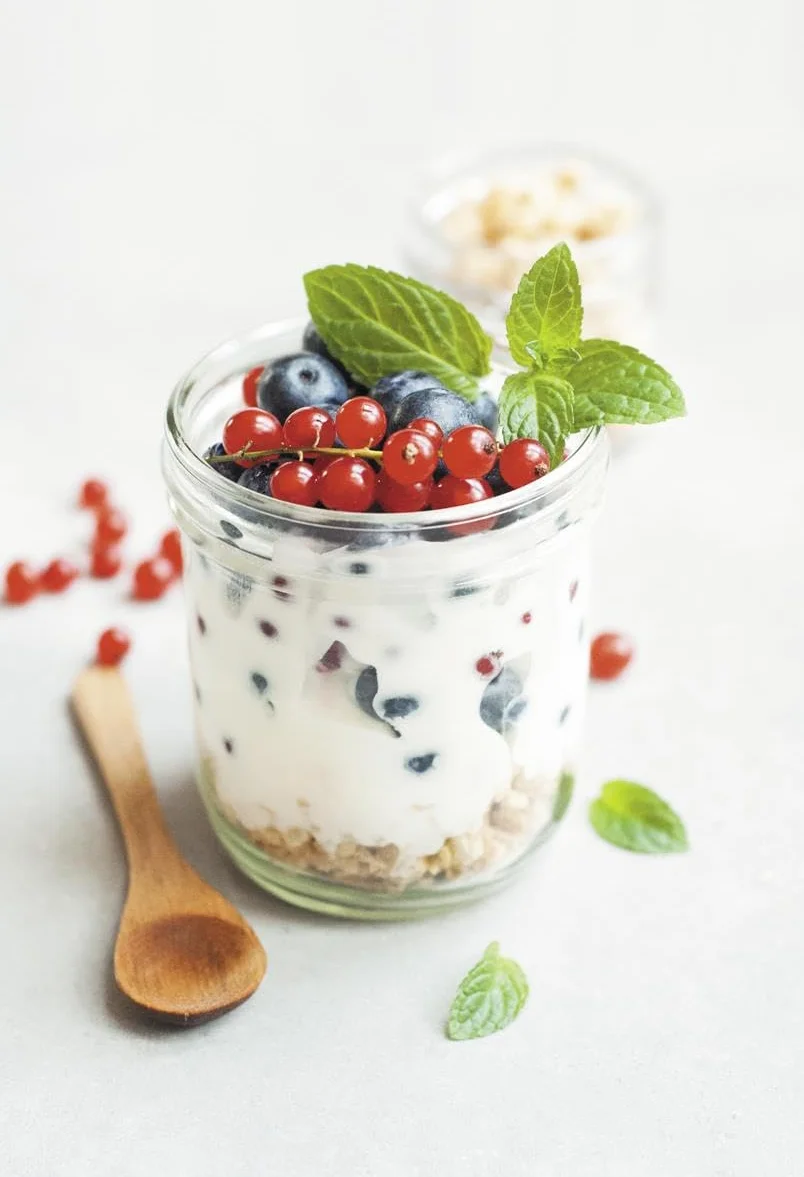 Gazi Yogur Süzme – 2 x 1 kg – yogur crema resistente con 10% de grasa, sabor extra cremoso, especialmente adecuado para salsas, sopas, como postre, para gachas o cereales