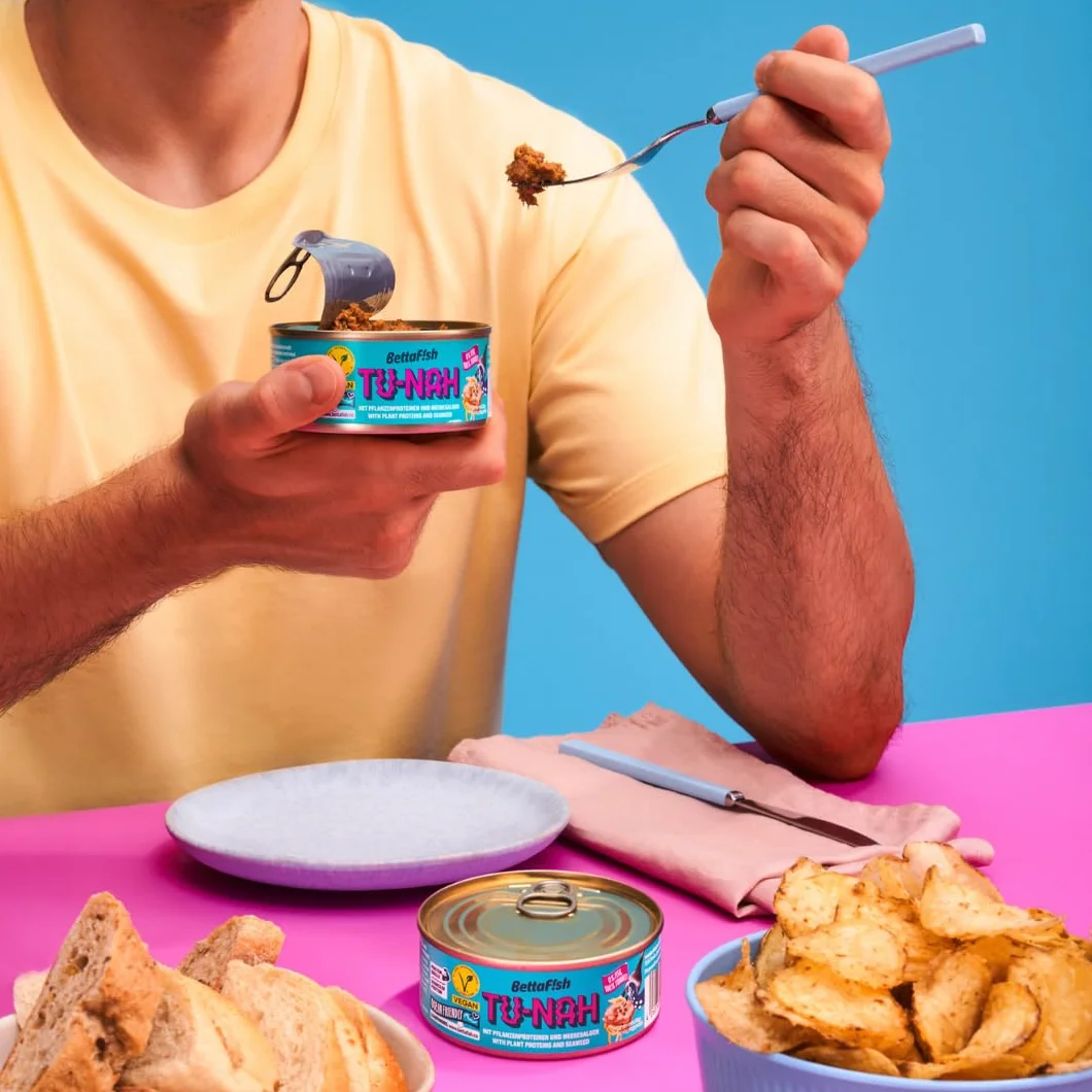BettaF!sh TU-NAH - Repuesto para atún (6 x 140 g, sustituto vegano, rico en proteínas, Omega 3, vitamina B12, alternativa a pescado, sin soja, vegetariano