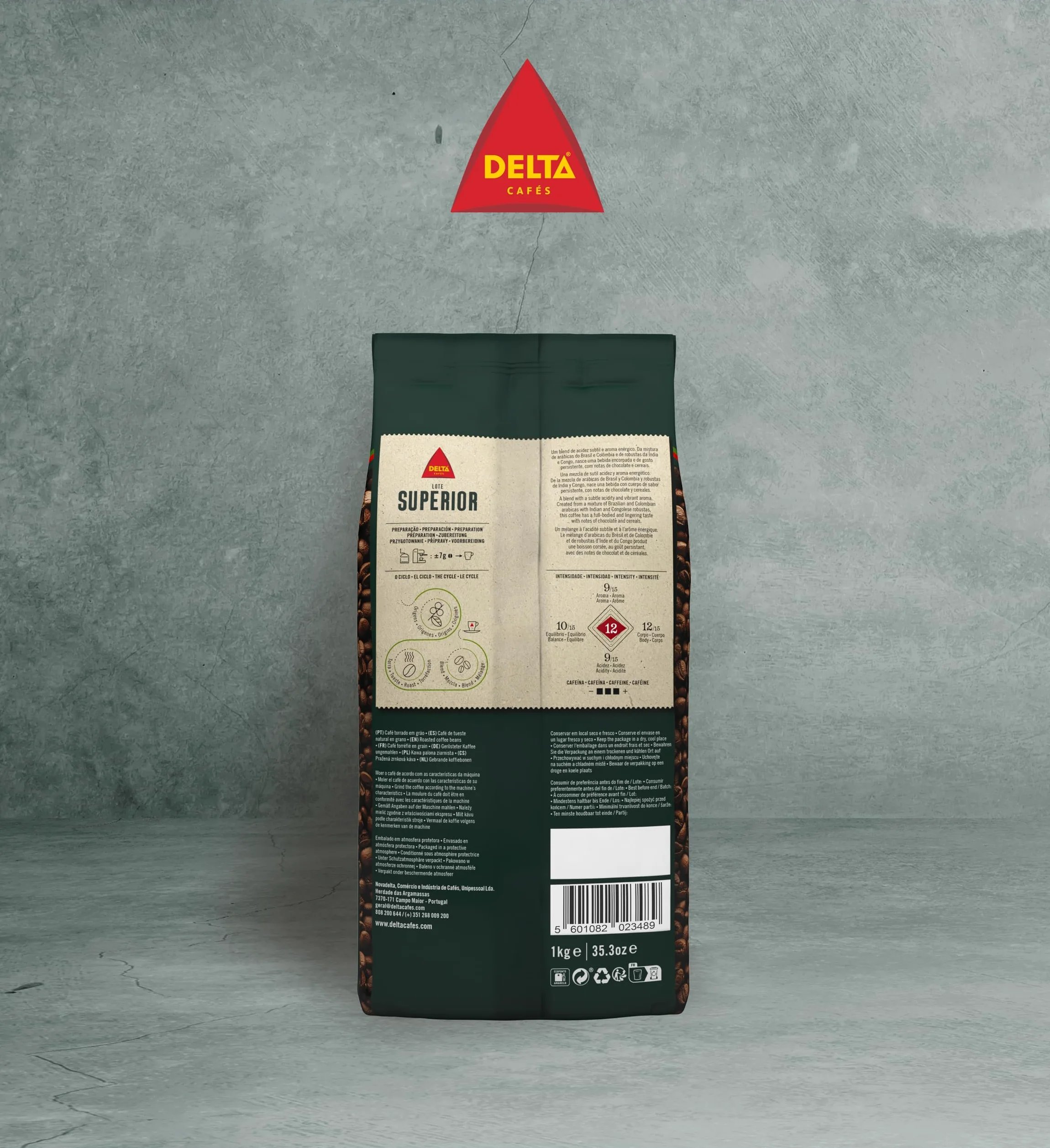 Delta Cafés - Café en Grano Superior - Pack 2 x 1 Kg - Intensidad 12 - Mezcla de Granos Arábica y Robusta - Cuerpo Pleno y Aroma Enérgico con Notas de Especias, Palomitas y Frutos Secos Tostados