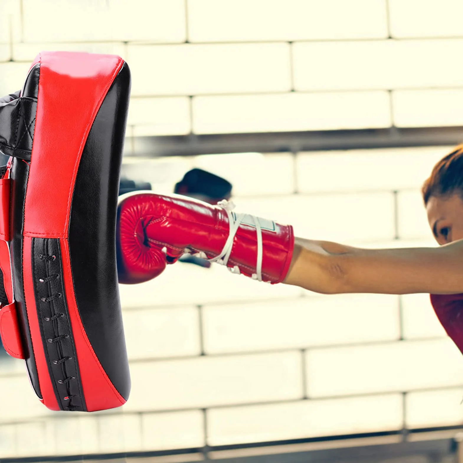 Muay Thai Kicking Curve Pad Mano Pies Objetivo Golpear Entrenamiento