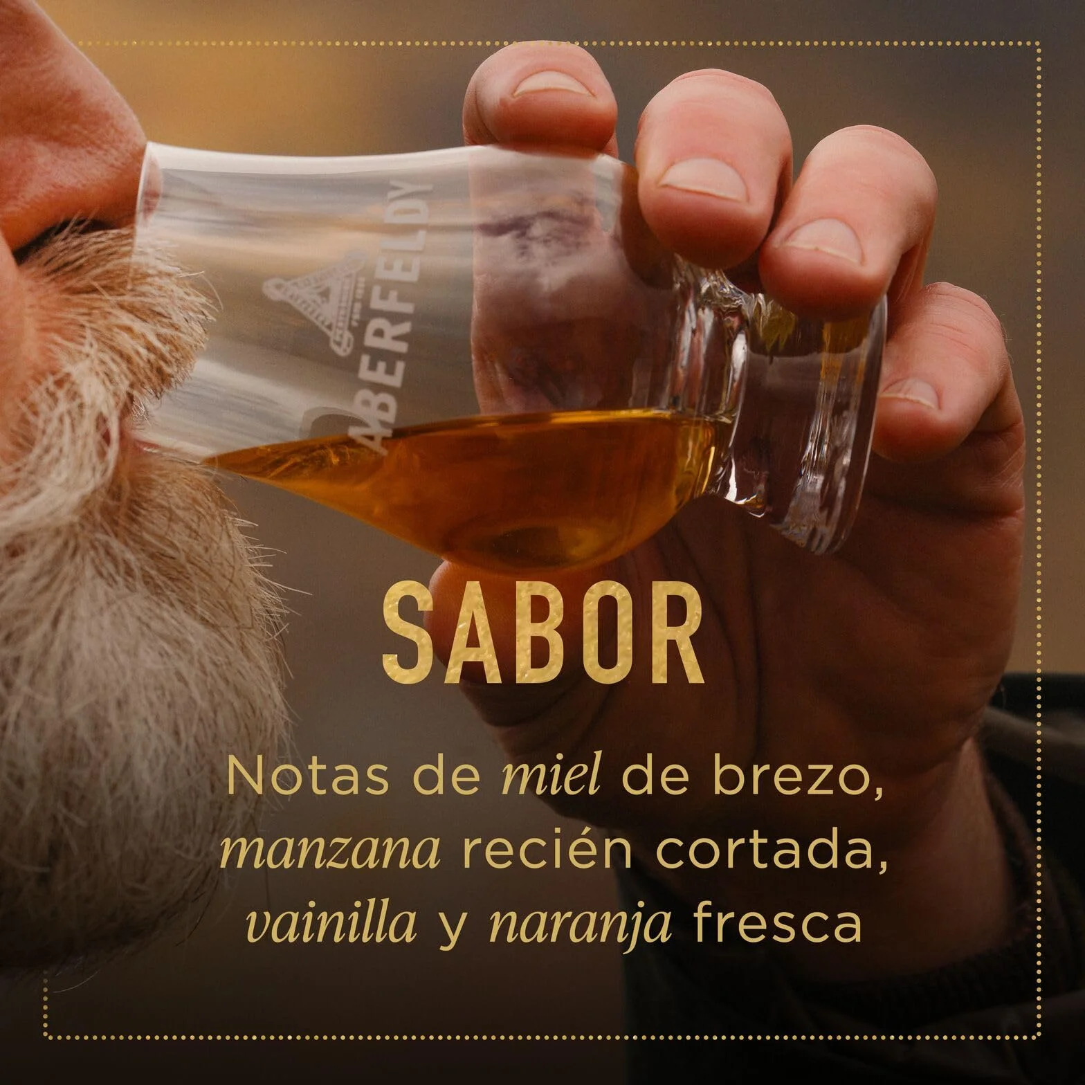 Scotch Whisky Single Malt Aberfeldy 12 Year Old, 40 % vol., 70 cl / 700 ml, whisky premium añejado en cuatro tipos de barricas distintas