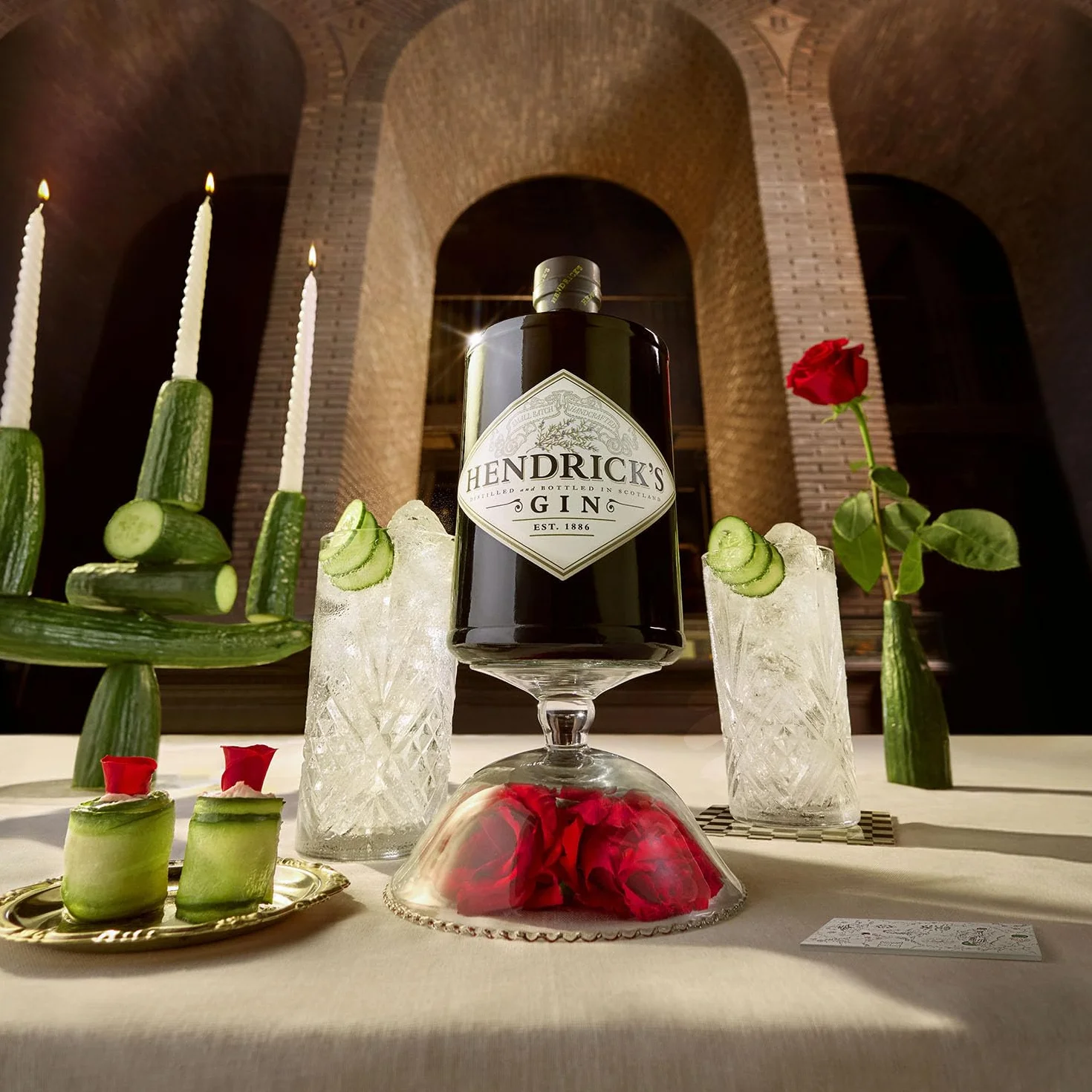Hendrick's Gin - Ginebra Premium Escocesa, 1.75l