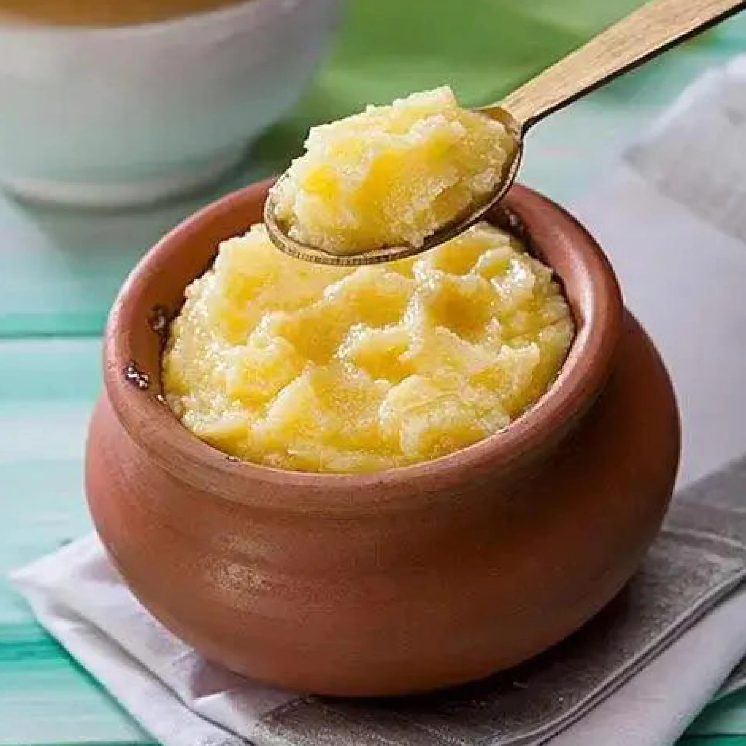 Go Fresho Ghee de vaca Gir A2 | Método Vedic Bilona | Puro, natural y saludable | Botella de vidrio de 1000 ml