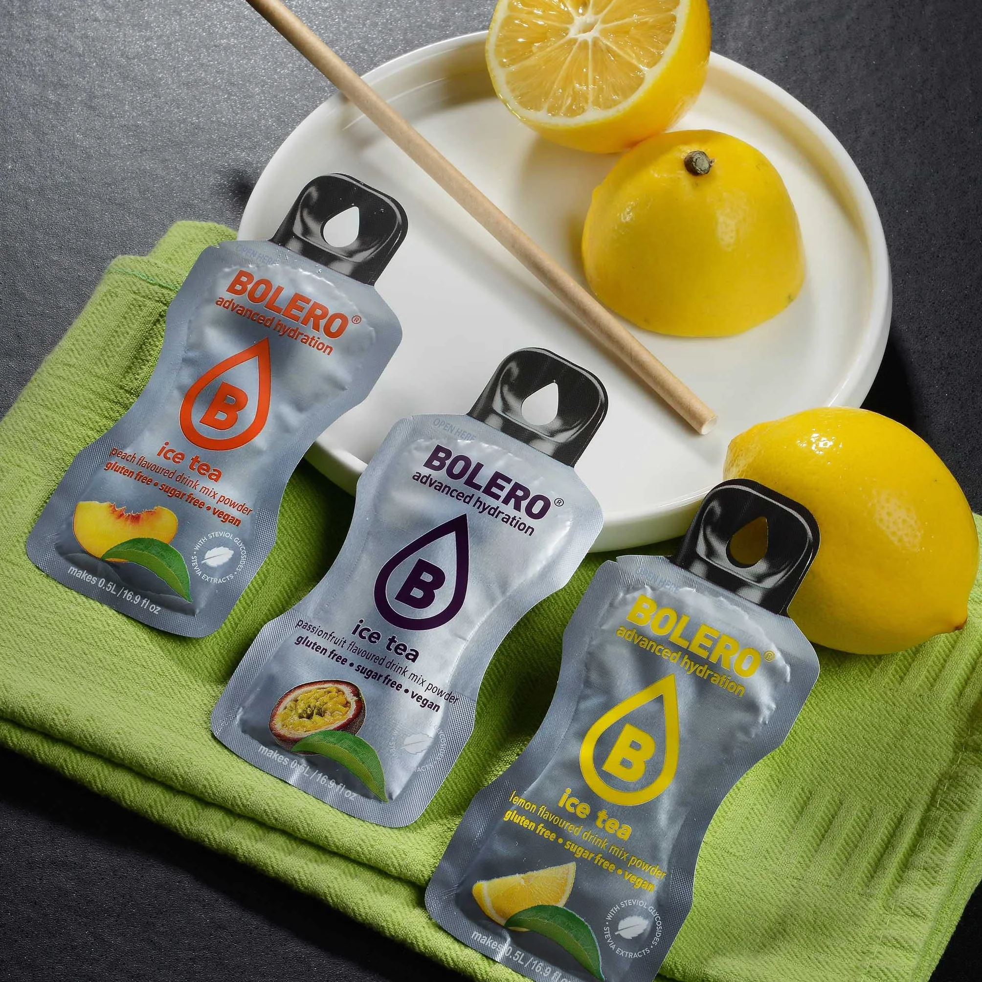 Bolero ICE TEA PEACH | 24 x 8 g I refrescante polvo sin azúcar endulzado con stevia | vitamina C | bebida saludable recomendada por diabéticos | sabor a té helado de melocotón