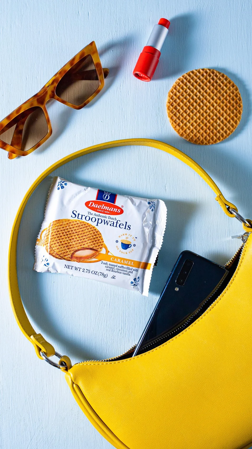 Daelmans Stroopwafels Caja Expositora, 36 Unidades (18x2), Diámetro 9 cm, Gofres de Caramelo Holandeses, Snack Clásico para Café