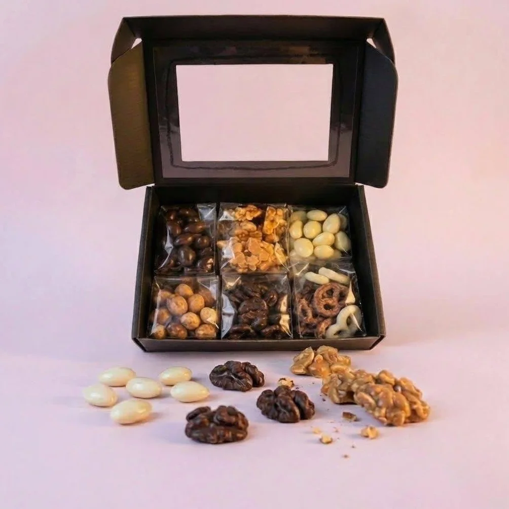 NULTHY - Caja Gourmet La Golosa | Selección Premium de Frutos Secos, Almendras, Nueces y Pretzels Cubiertos de Chocolate - Caja Regalo