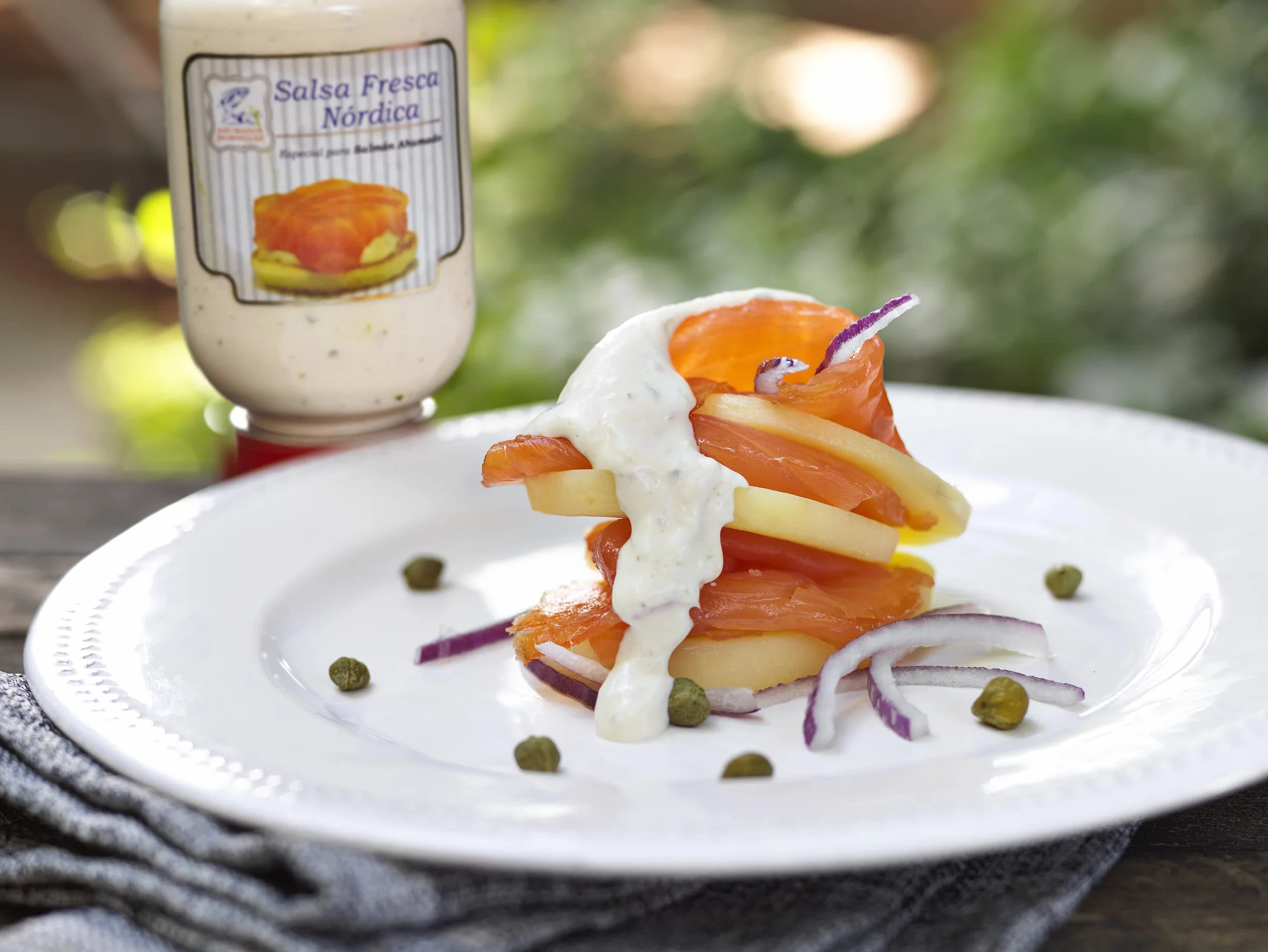 Ahumados Domínguez - Salsa Fresca Nórdica - Especial para Salmón Ahumado y Marinado - 178 g - Artesanal - Refrigerada