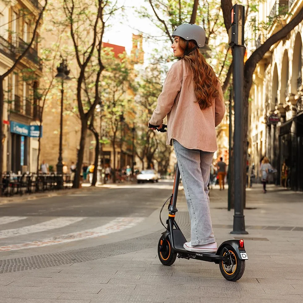 Cecotec Patinete Eléctrico Bongo D30 XL Connected 700W 30km 10" Autonomía