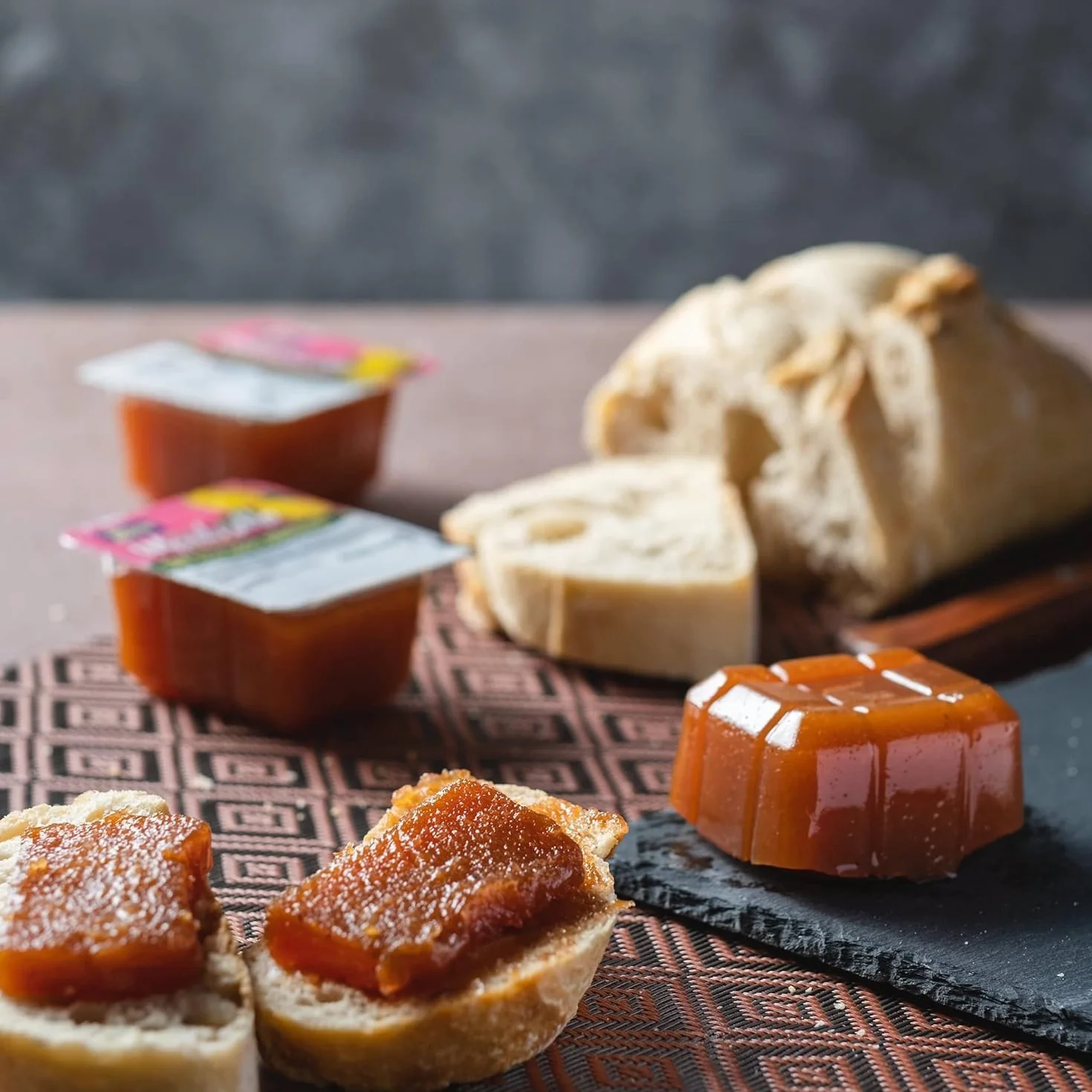 Tirma Dulce de Membrillo | Sin Azúcares Añadidos | Crema de Membrillo de Canarias | Mermelada de Membrillo | Pasta de Membrillo | Sin Gluten | 3 Barquetas, 300g