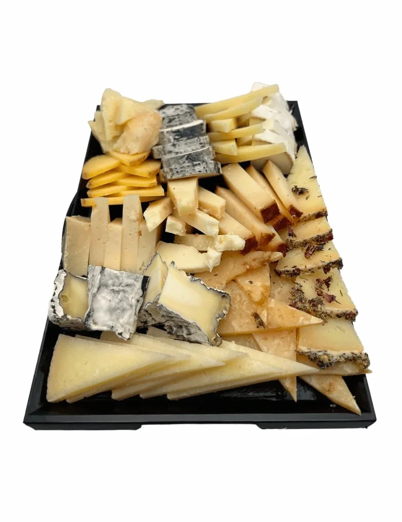 Tabla de Quesos Nacionales Gourmet | Selección Exclusiva de 900gr de queso cortado | Variedades Artesanales y Sabores Auténticos | Ideal para Maridar con Vinos y Realzar Cualquier Ocasión Especial