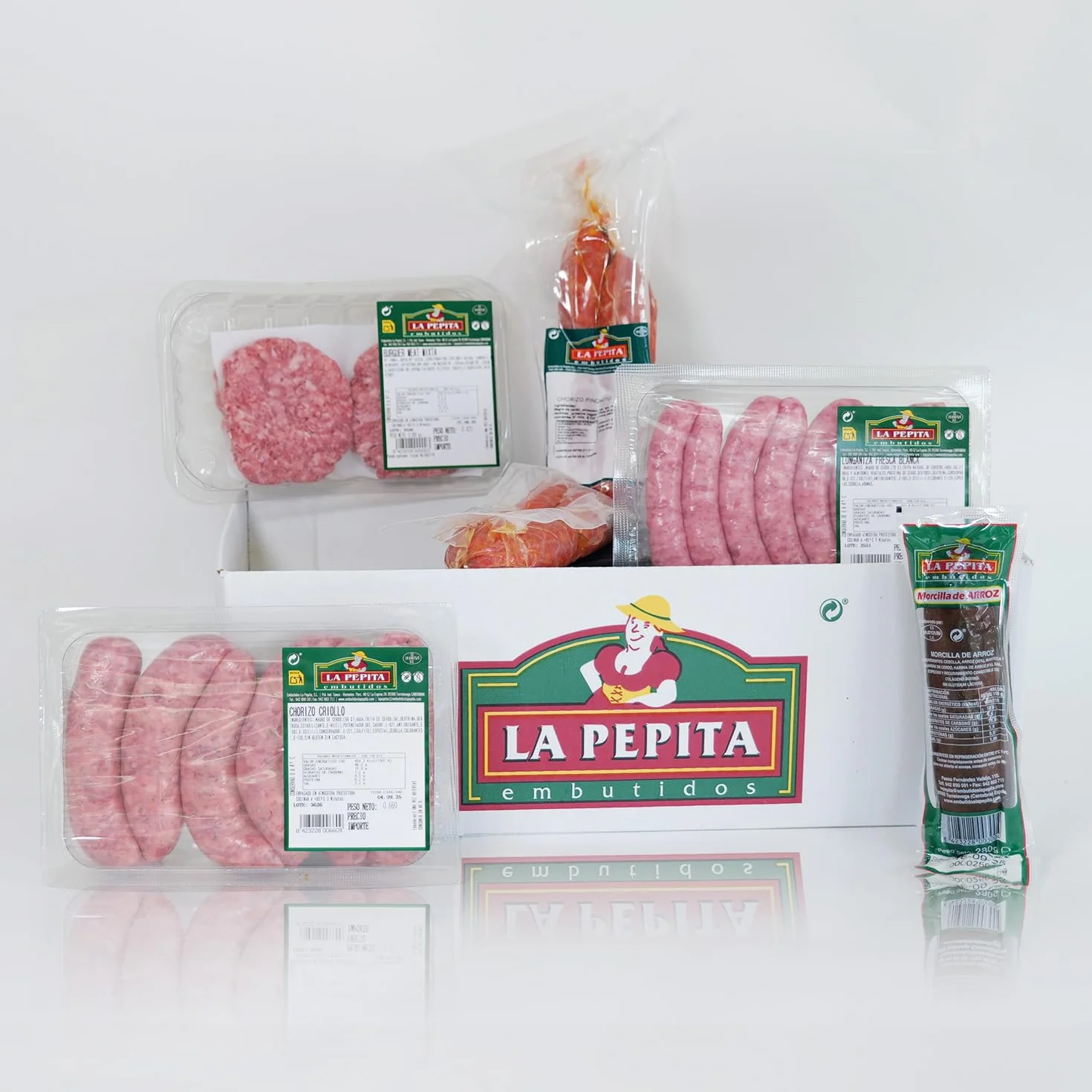 EMBUTIDOS LA PEPITA Pack Barbacoa Clásico (4 pax) 4 Hamburguesas mixta (vacuno/cerdo), 6 Chorizos Criollos, 1 Morcilla arroz, 8 Chorizos Rojos, 8 Salchichas Blancas Cerdo