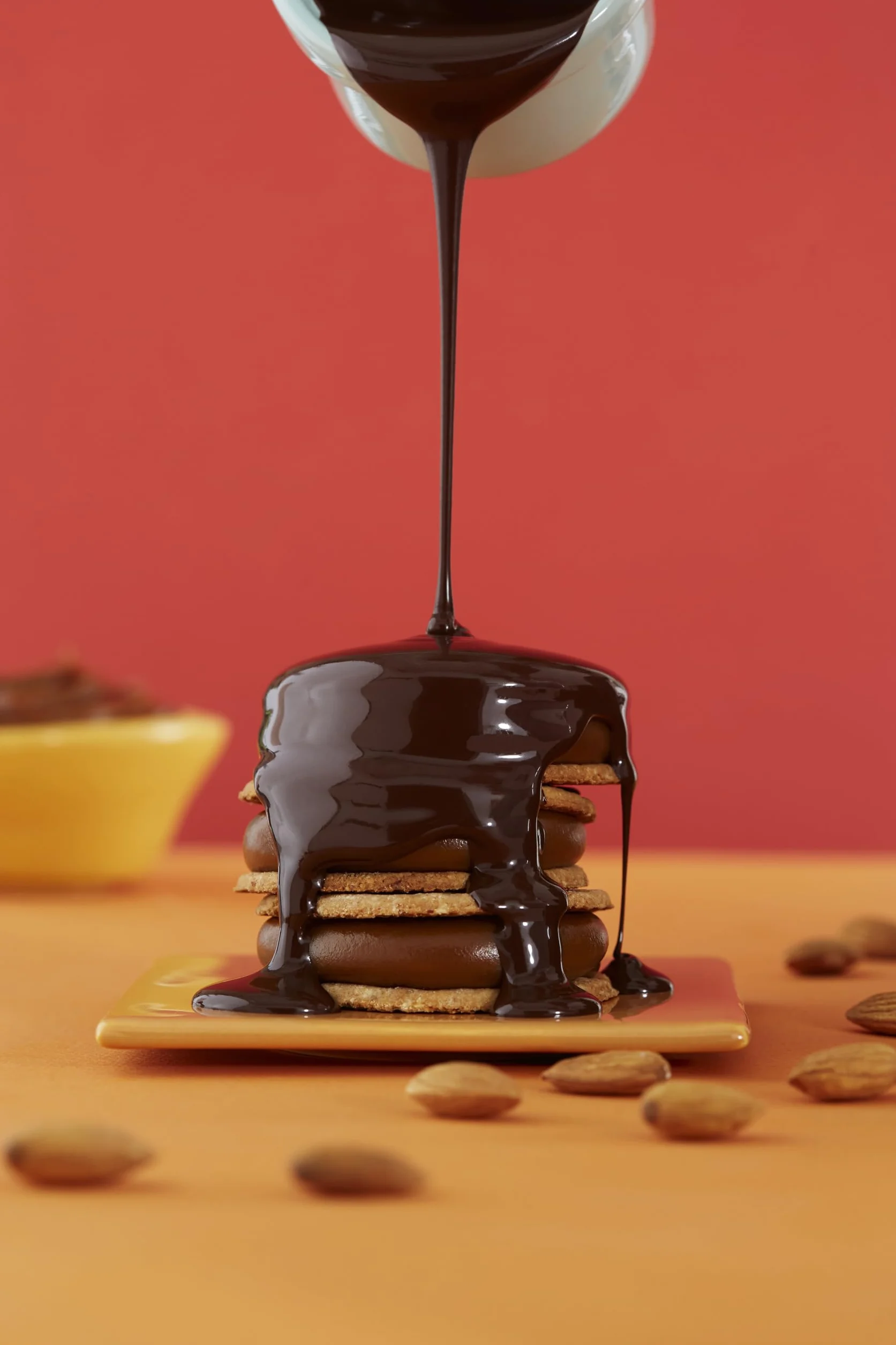Havanna Alfajores Argentinos | Chocolate Semiamargo con Harina de Almendra | Galletas sin Gluten Rellenas de Dulce de Leche | Alfajores Tradicionales Gourmet | Caja 4 Unidades | 280g