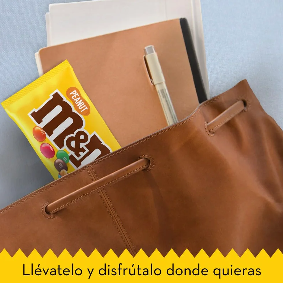 M&M's Peanuts Snack en Bolitas de Colores con Cacahuete y Chocolate con Leche, Pack Ideal para Compartir o Regalar en Navidad, 24 x 45g