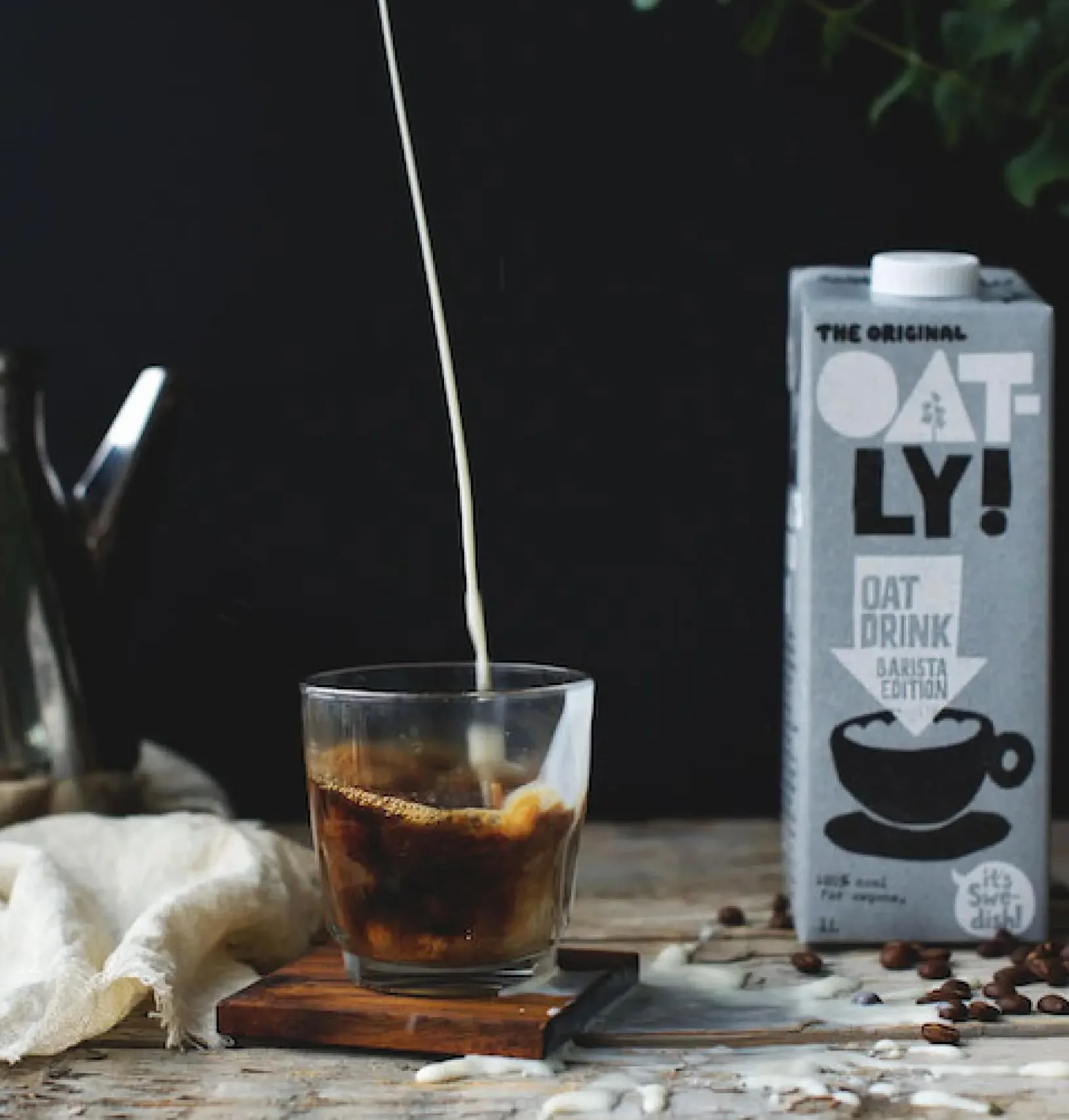Oatly - Oat Drink - Barista Edition - 6 packs - 1 liter per pack - Liquid Oats - Fully foamable - Plant-based - Sustainable - Rich in unsaturated fats