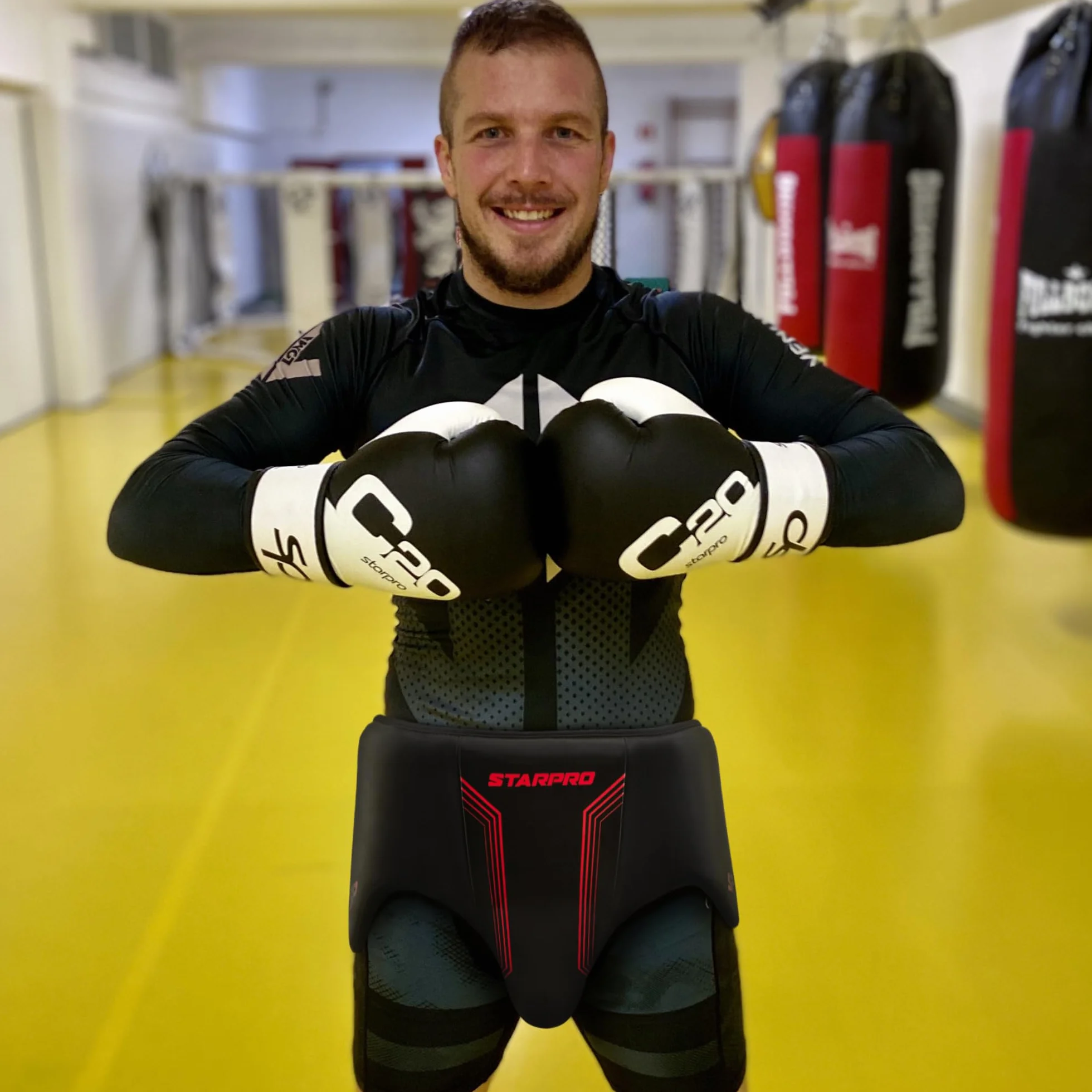Starpro Protector de ingle para artes marciales mixtas, kickboxing, boxeo, muay thai