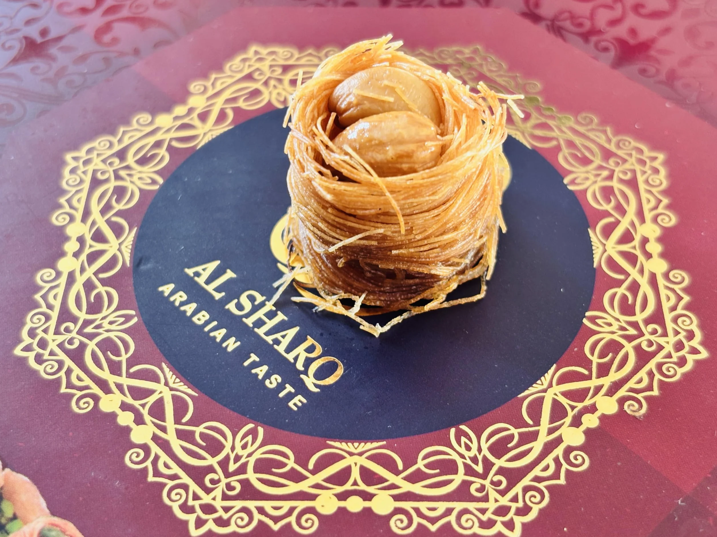 Baklava 950 g, 60 unidades I Baklava de primera clase Baklava Mediterráneo, baklava con nueces, pistachos y anacardos, elegante envoltorio de regalo I, sin conservantes, sin (larg)