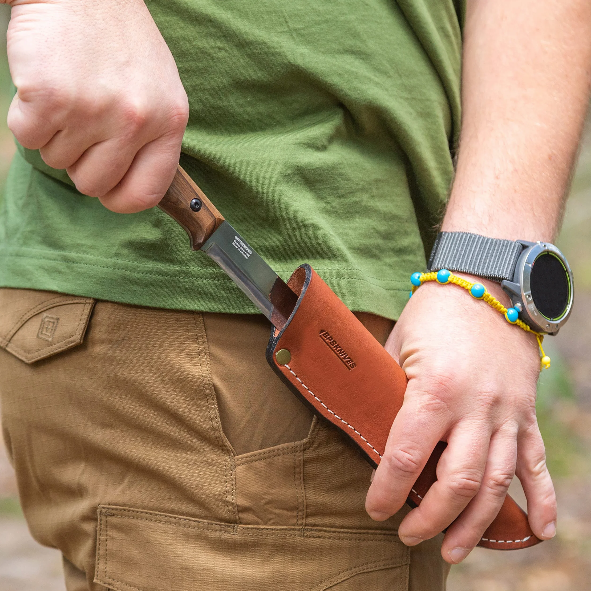 Cuchillo Bushcraft BPSKNIVES BS2FTS de Hoja Fija Acero al Carbono con Vaina de Cuero