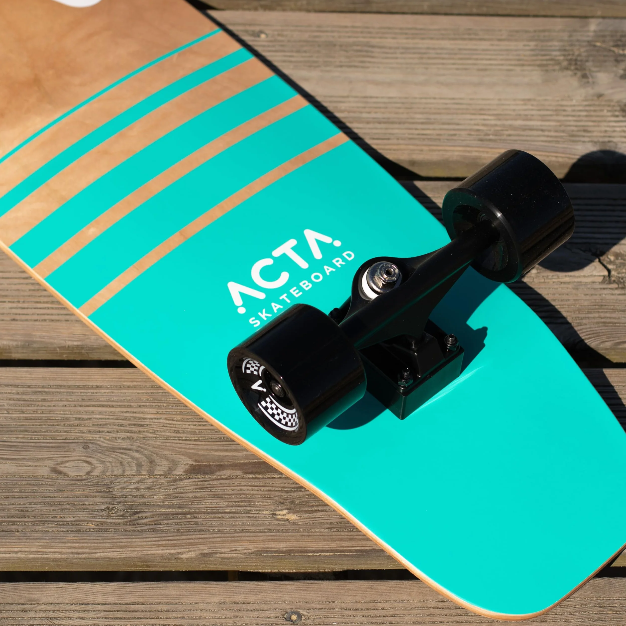 ACTA Surfskate Horizon V2 31" Tabla de Surf Arce 7 Pliegues