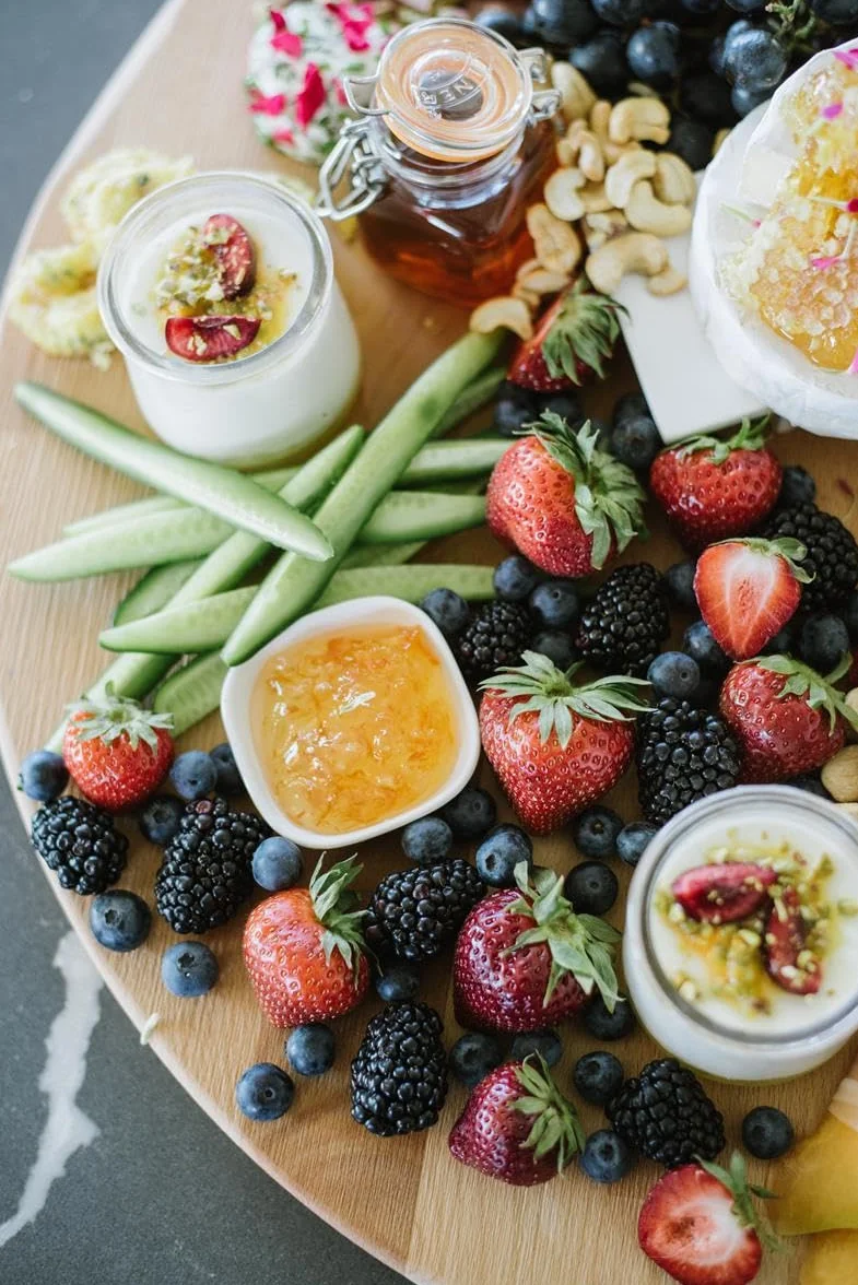 Gazi Yogur Süzme – 2 x 1 kg – yogur crema resistente con 10% de grasa, sabor extra cremoso, especialmente adecuado para salsas, sopas, como postre, para gachas o cereales