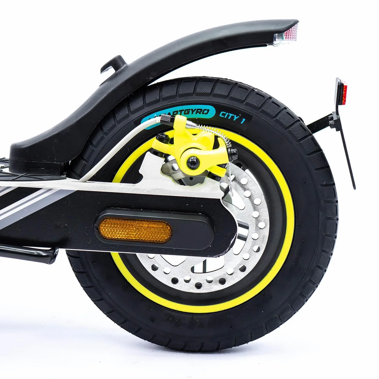 Patinete eléctrico smartGyro Z-One 2 36V 400W 8Ah 30km 10" Neumáticas Triple frenada App Smart Core DGT
