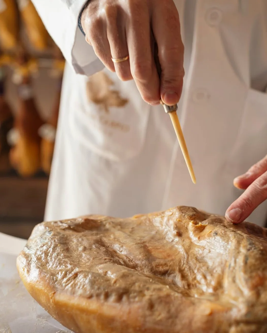 Paletilla Serrana Duroc Gran Reserva · Quesada Carpio Curación 12 Meses · Pieza Entera 5Kg · Degustación y Regalo