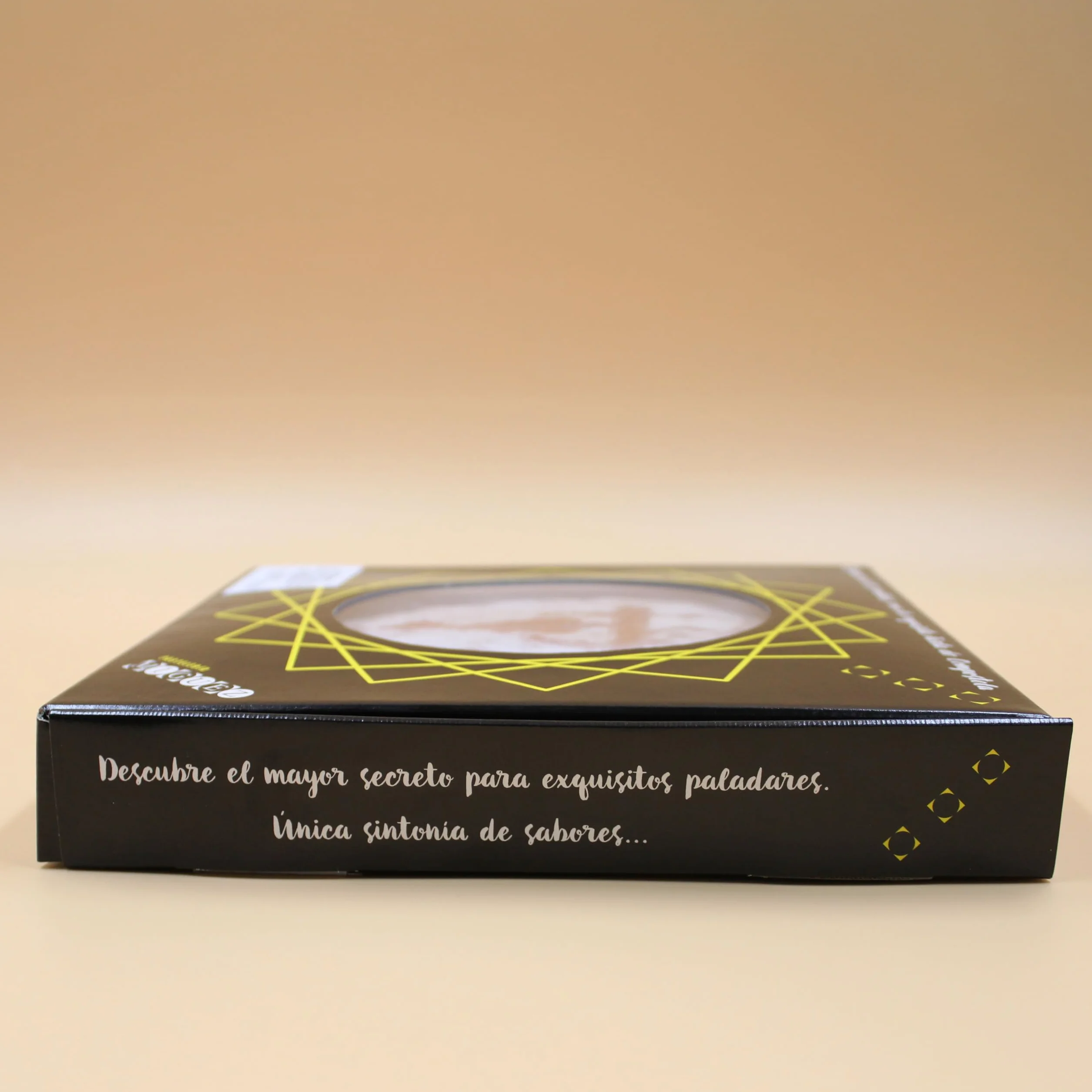 Tarta de Almendra de Santiago 1kg - Dulce gallego - Sin Gluten y Sin Lactosa - Regalo gourmet - 100% Artesanal - Almendra Marcona - Sin Aditivos - Postre para celebraciones - Ingredientes naturales
