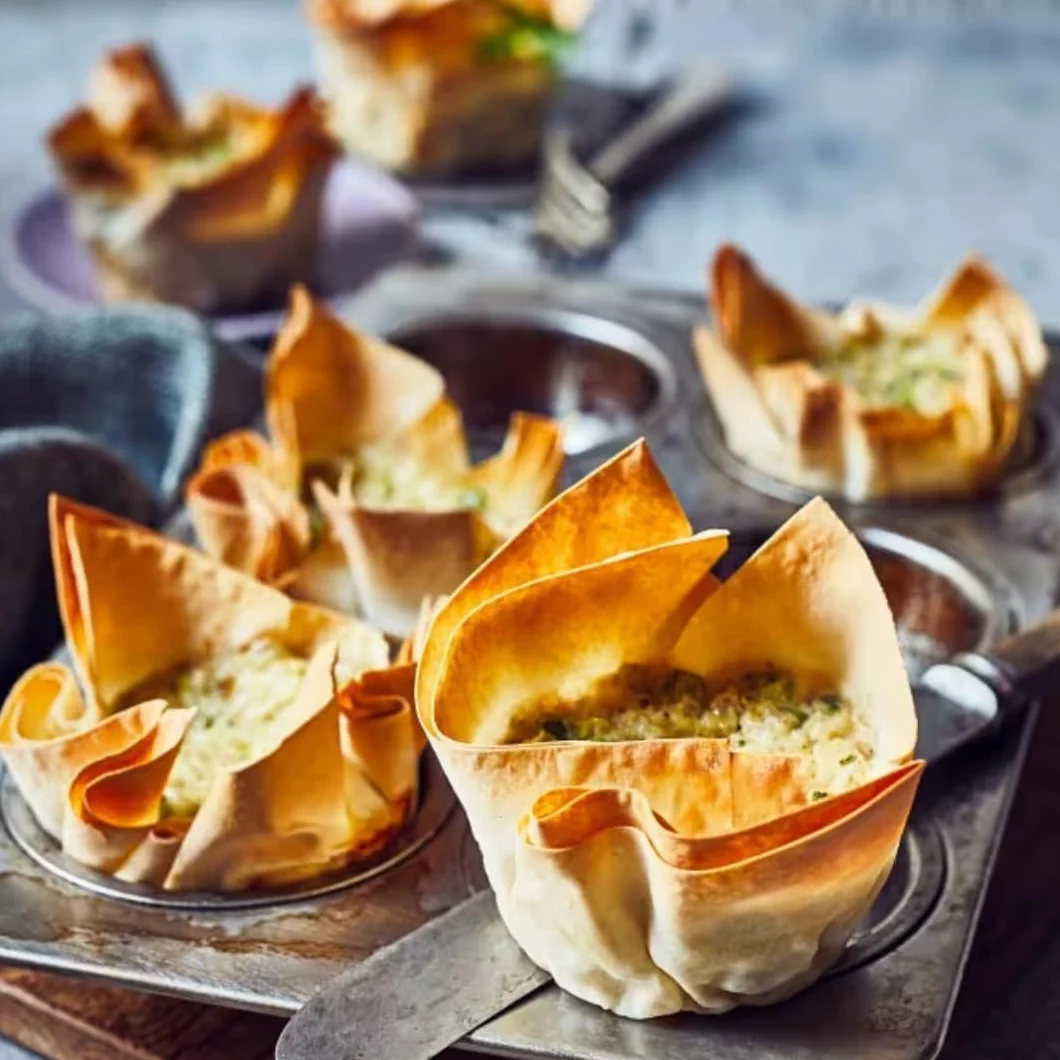 Öz Yufka Masa Fresca Diaria Pasteles Frescos Hojas de Masa Filo 1000g 6 Piezas