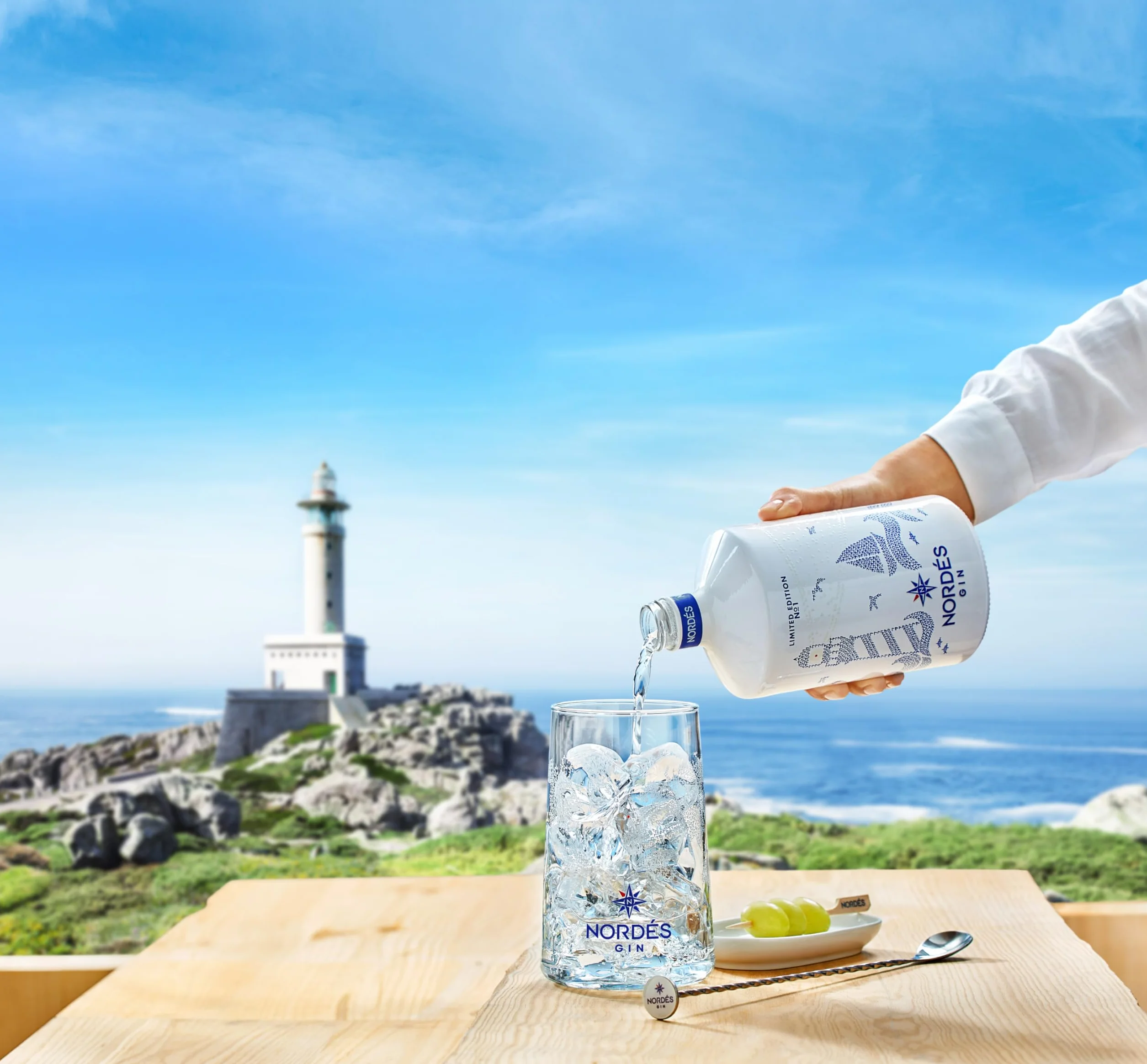 Nordés Edición Faro Ginebra, 70 cl