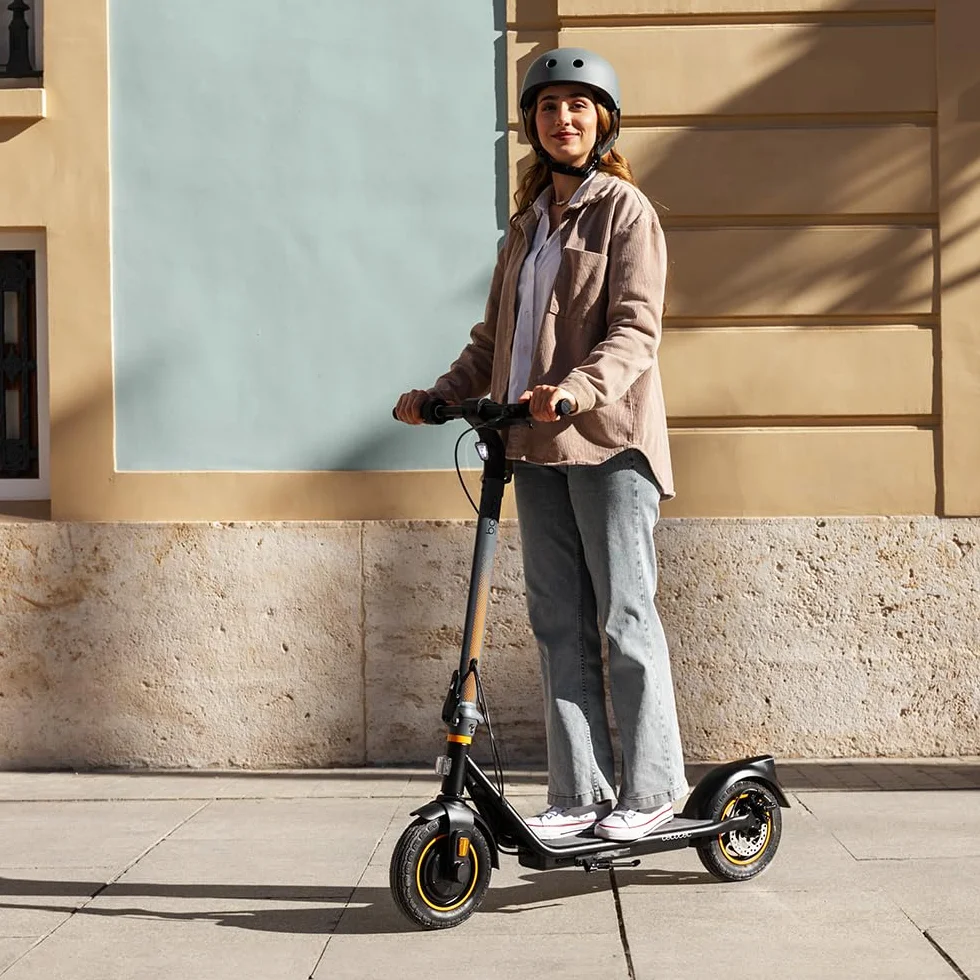 Cecotec Patinete Eléctrico Bongo D30 XL Connected 700W 30km 10" Autonomía