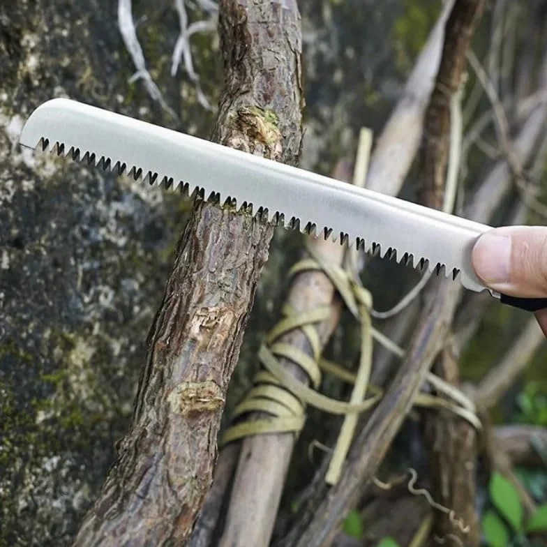 AXIUM Hacha táctica 5 en 1 Multifuncional con Sierra, Martillo, Silbato de Emergencia y Funda ABS para Camping