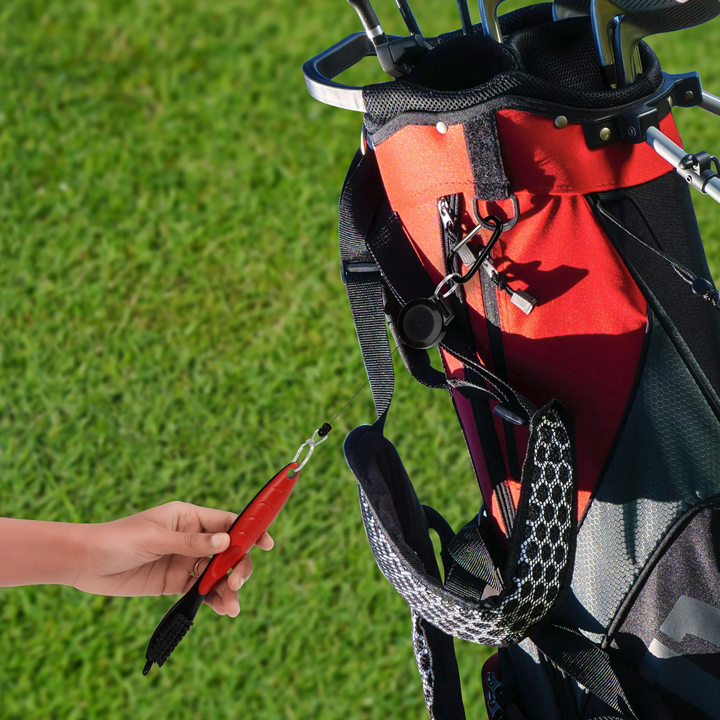 K&V Golf Cepillo Limpiar Palos de Golf y Hoyuelos - Cepillo de Dos Lados Nailon y Acero con Clip