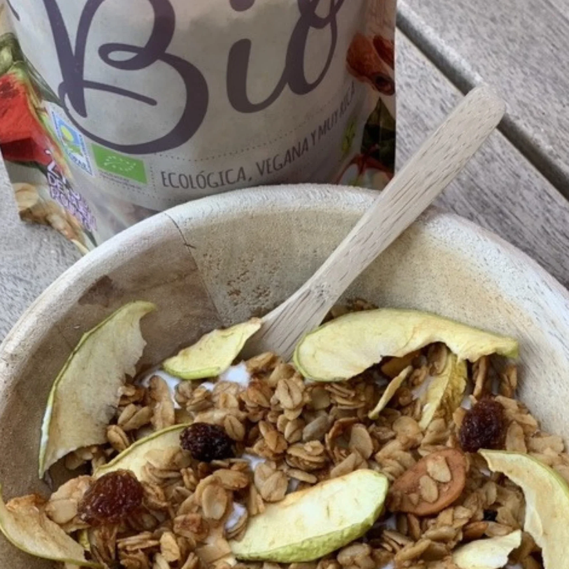 La Newyorkina Granola BIO Manzana Loves Jengibre 275g Con Chips Crujientes de Manzana y Aceite de Oliva Virgen Extra