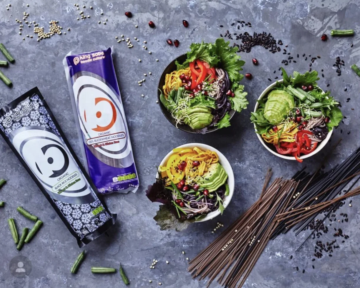 King Soba - Fideos de Arroz Negro - 100% Orgánicos - Fideos Instantáneos - Ricos en Minerales y Vitaminas - Sabor a Nuez - Sin Trigo y Sin Gluten - Aptos para Veganos - 250 g
