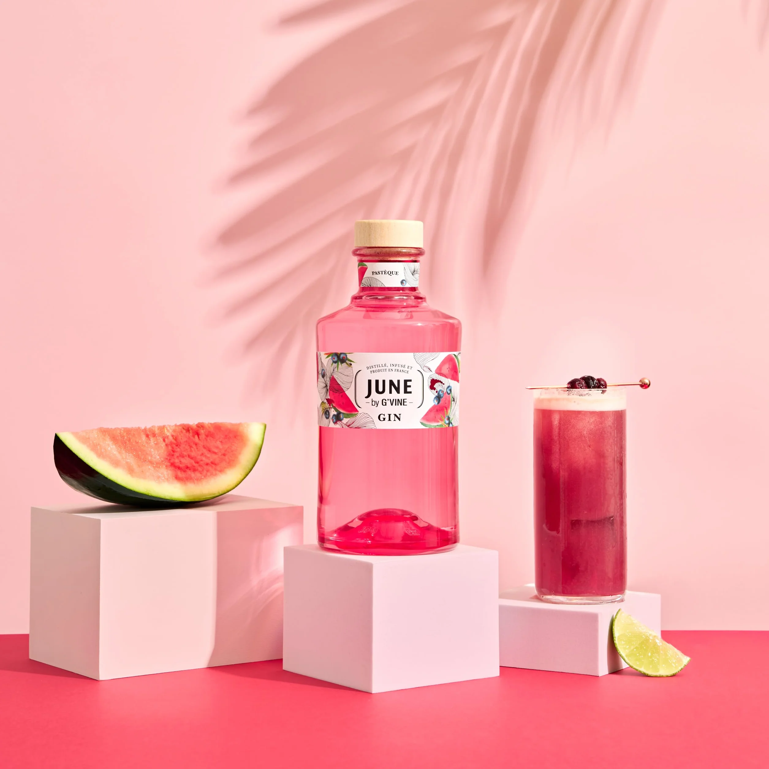 June by G-Vine Ginebra Sandía 70 cl – Gin Premium Floral y Sedosa - Elaborada con Uva y Fruta Natural – Ideal para Gin Tonic y Cócteles - 37,5% Vol