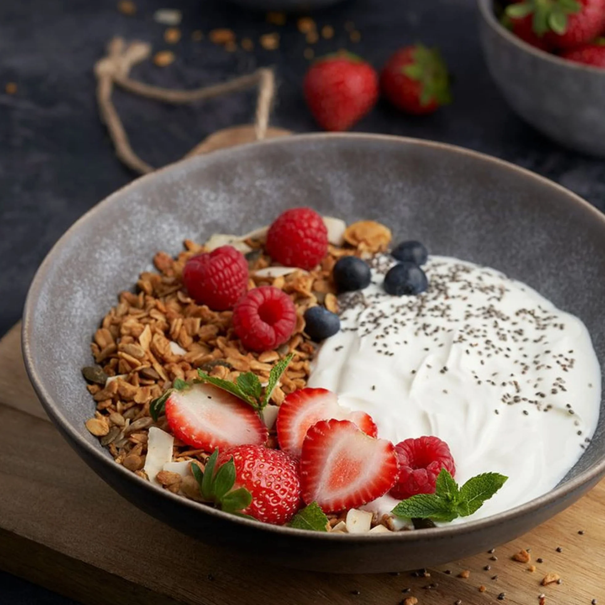 La Newyorkina Granola Sin Gluten 275g Con Chocolate Blanco y Fresas