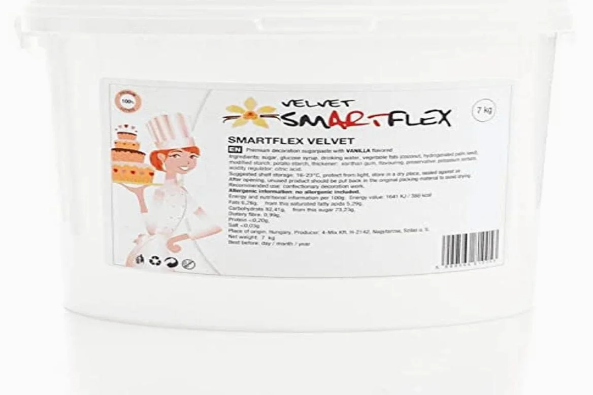 Smartflex Fondant Blanco Velvet 7kg – Pasta de Azúcar con Delicioso Sabor a Vainilla, No se Rompe, Agrieta ni Se Pegue, Apta para Vegetarianos y Veganos – 7kg | Rollo de fondant para cubrir tartas, modelar y decorar, extra elástico y resistente al desgarr