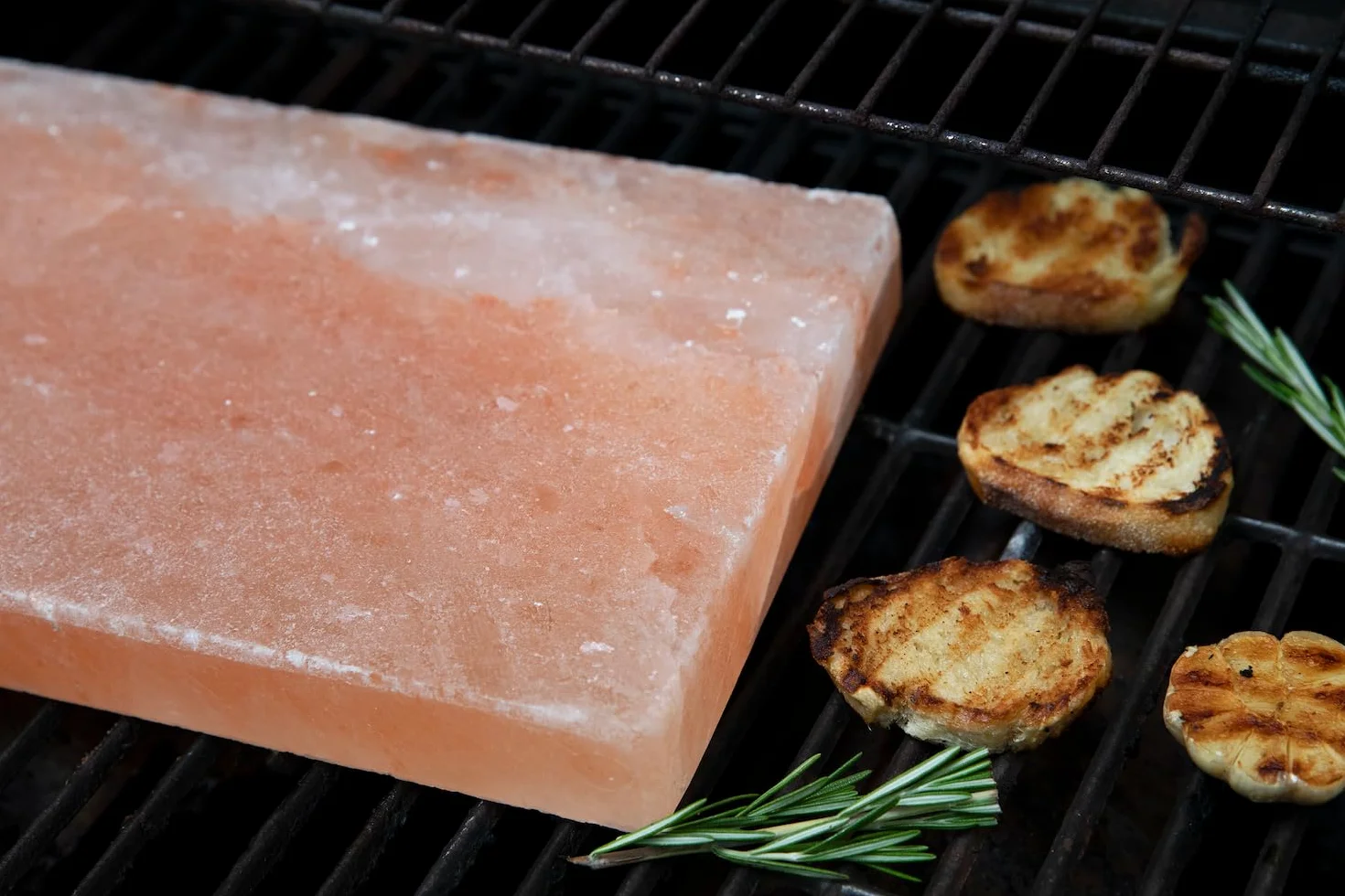 Spantik Plato de cocina de bloque de sal del Himalaya de 12 x 8 x 1.5 pulgadas para cocinar a la parrilla, cortar y servir piedra de sal de roca de grado alimenticio, regalos únicos para ahumadores,