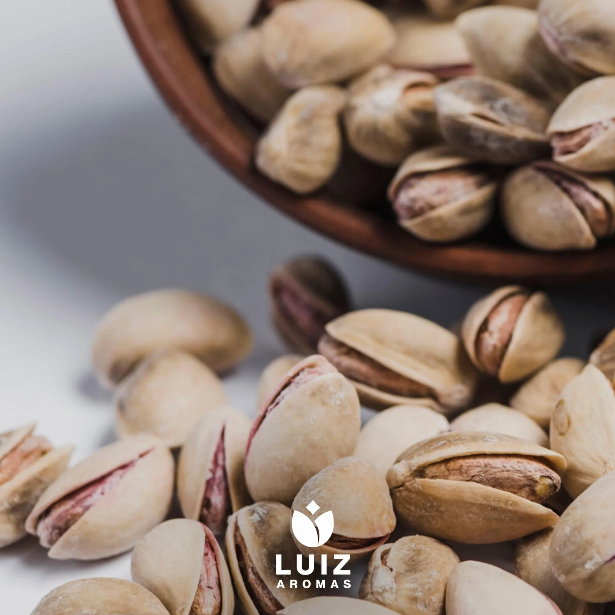 LUIZ AROMAS | Aroma Pistacho - Aroma Alimentario en Gotas para dulces de Hornear, Pasteles, Bizcochos y Tartas | Producto Vegano sin Calorías y sin Azucar | Producto 100% Italiano (50g)
