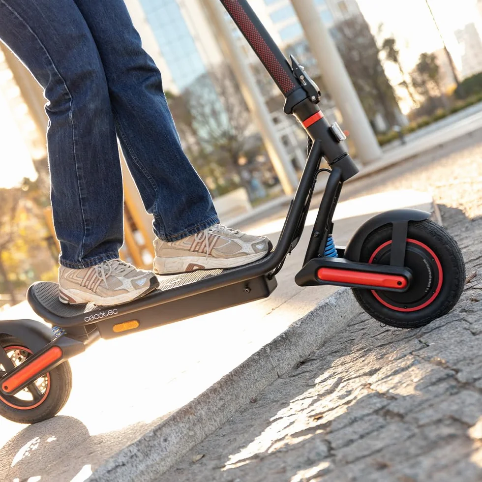 Cecotec Bongo D40 XL Suspension Connected Patinete eléctrico